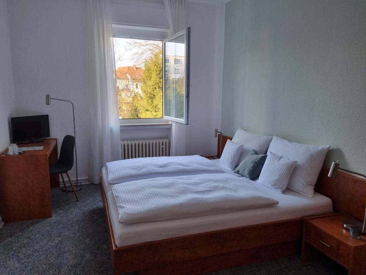 Parkhotel Am Schwanenteich Bad Sooden-Allendorf Buitenkant foto